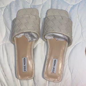 Brand New Steve Madden woven sandals